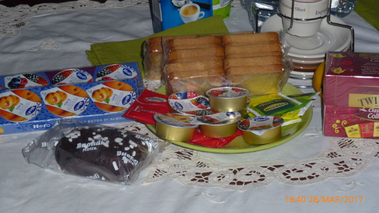 Farfallarossaparticolaredellacolazione